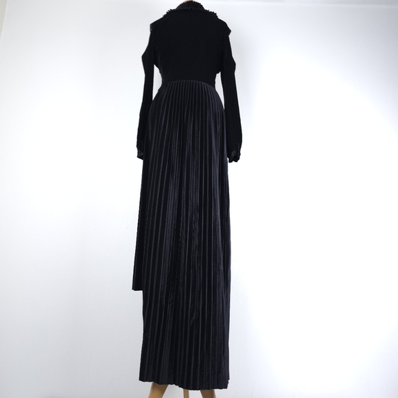 EACH X OTHER Pleated Velvet Cold-shoulder Maxi Dress In Black S - Picture 4 of 14
